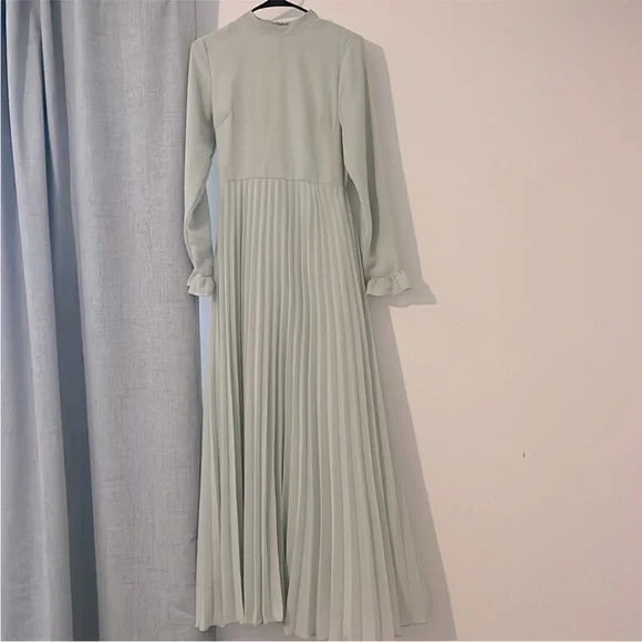 ASOS | Dresses | Asos Designs Womens Maxi Pleated Sage Green Long Sleeve  Dress Size 4 | Poshmark